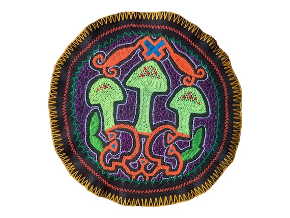 MAGIC MUSHROOMS SHIPIBO fluorescent glow in the dark truffles embroidery round tapestry cloth patch