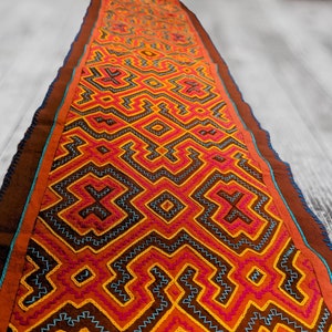 PAINTED SHIPIBO tapestry table runner