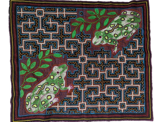 SHIPIBO FROG KAMBO bufo  tapestry Xao Kené Ancestral Amazonian information Milenial design