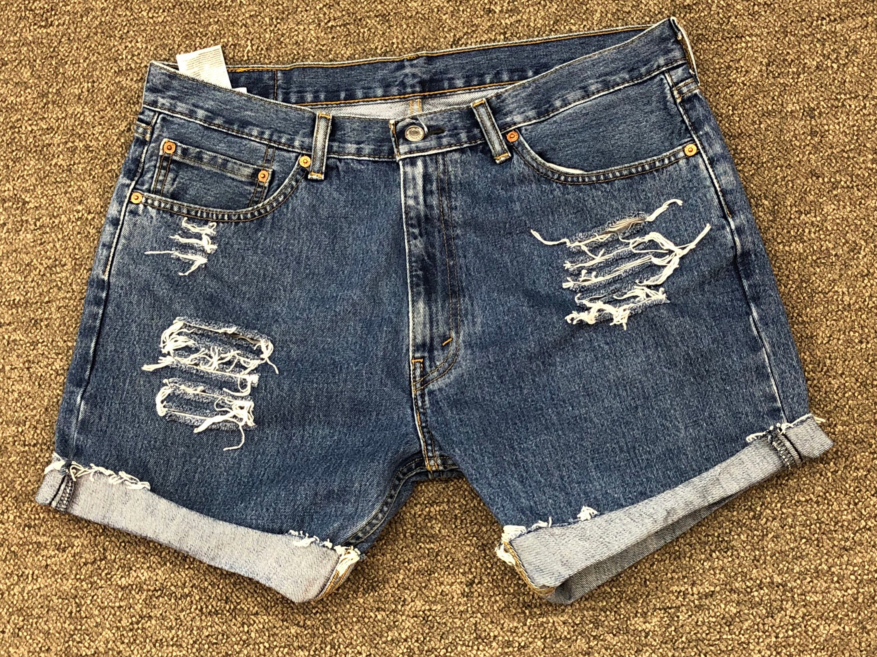 levis shorts diy