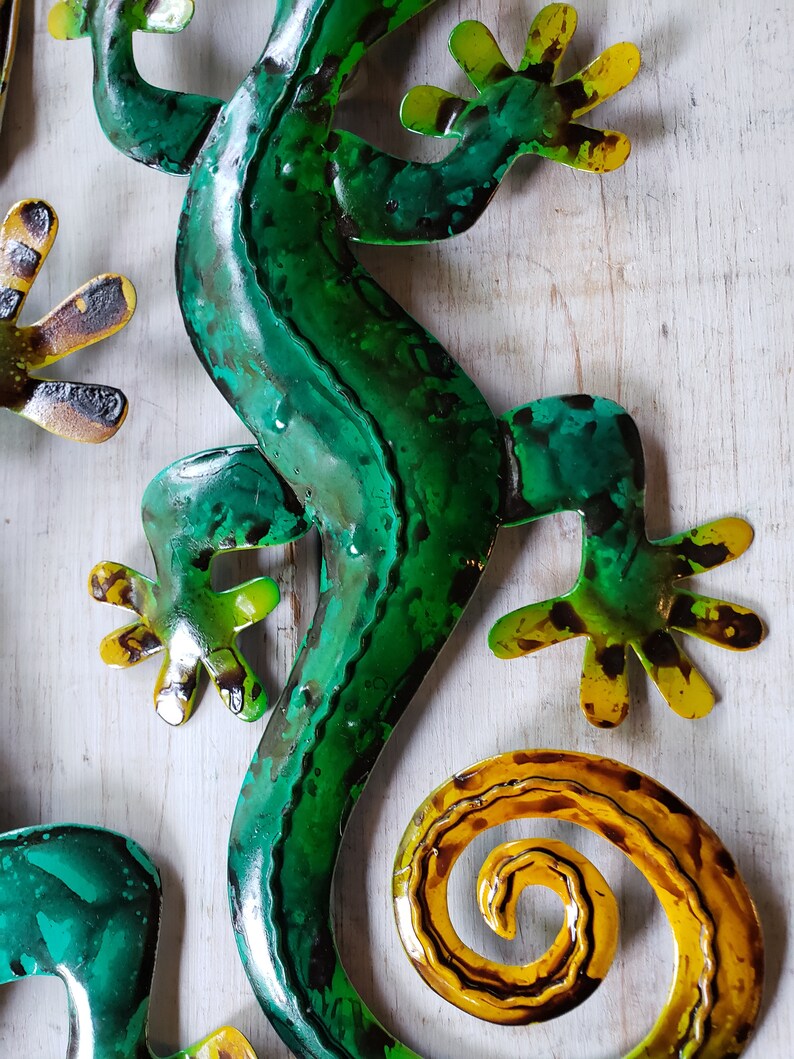 Gecko Lizard metal wall decor tropical tiki decor Set of 2 Etsy