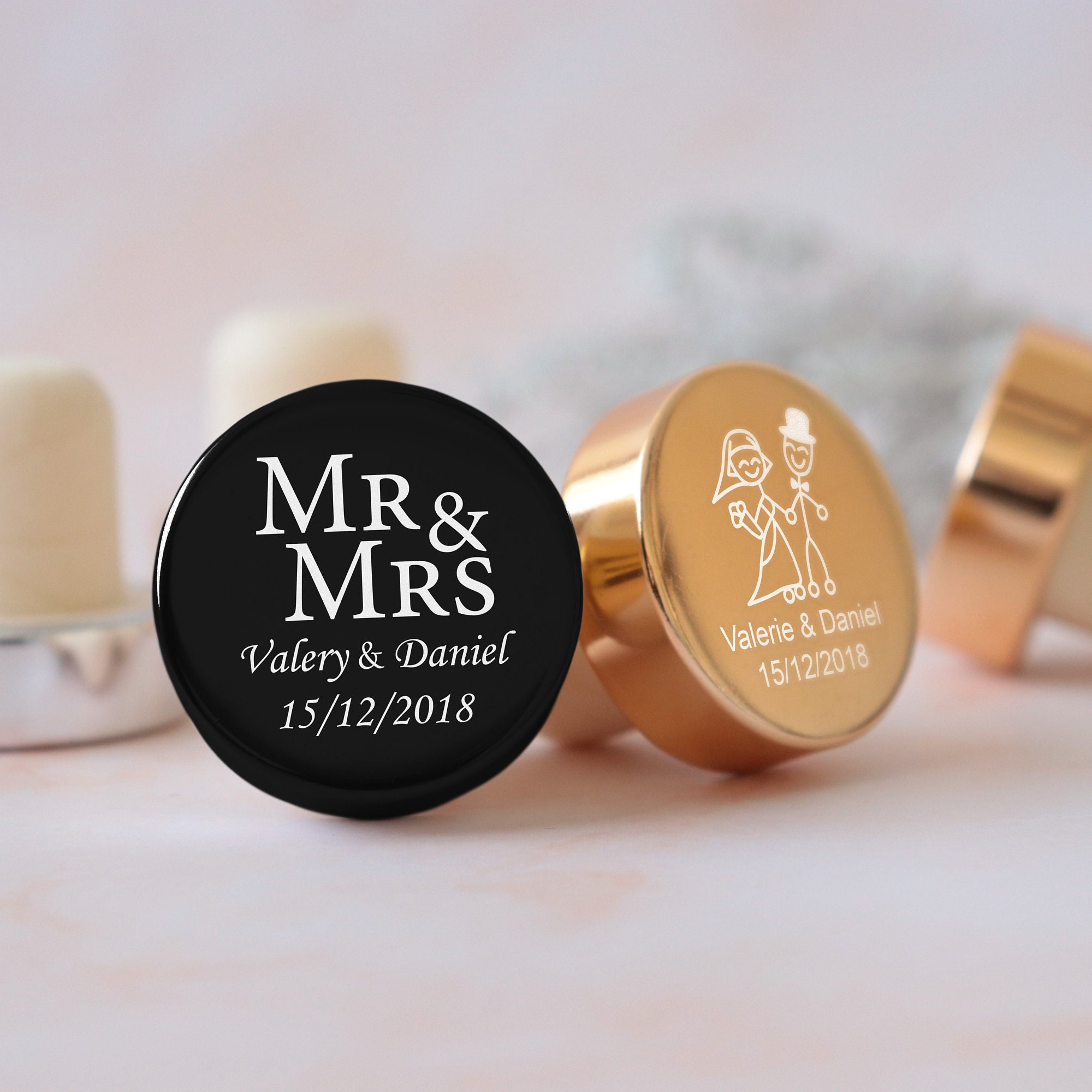Custom engraved wine bottle stopper, wine gifts for women, wine stopper birthday gift, personalized wedding guest party favors for invites