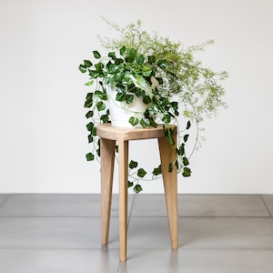 Oak plant stand - Plant stool - Wooden table - Plant stand wood - Tall pot flower holder - Tripod massive plant stand- Bedside Coffee table