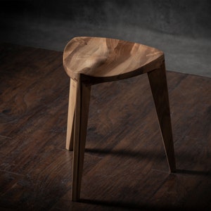 Natural European walnut wood three-legged stool - Carved seat - Handmade - Natural finish - 18" height - 14" seat - Chair for Kitchen
