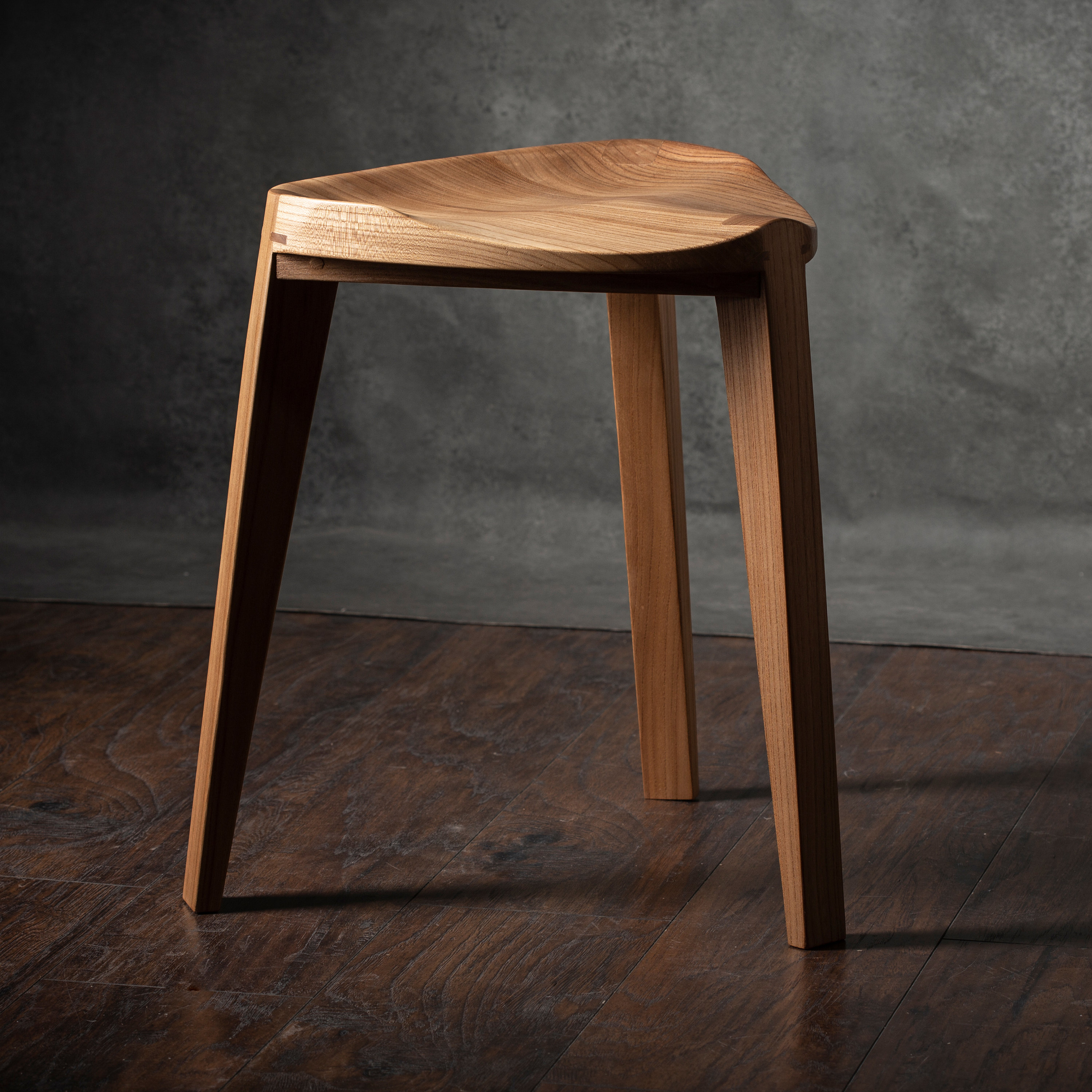 Three legged stool - Etsy 日本