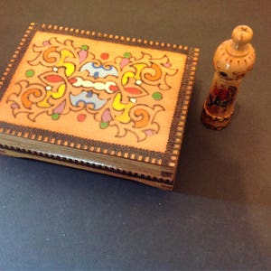 Hand Painted with Pyography Wooden Folk Art Box With Hand Painted Wood Piece Folk Art Box Wood Folk Art Box image 3