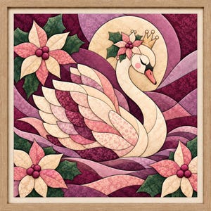 Op de afbeelding: Een ingelijst vierkant kunstwerk aan de muur met een gestileerde witte zwaan die een kleine gouden kroon draagt. De zwaan is omringd door roze en crèmekleurige kerststerren met groene hulstbladeren tegen een bordeauxrode en mauve achtergrond.