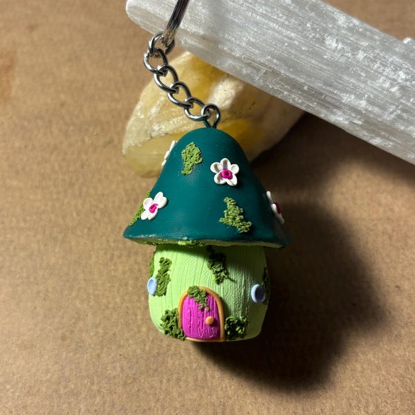 Green flower petal Mini gnome home Mushroom jar keychain w/ 3 mini gnomes