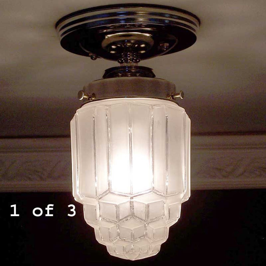 750a Antique/vtg 30's 40's Art Deco Skyscraper Ceiling Light Glass Lamp