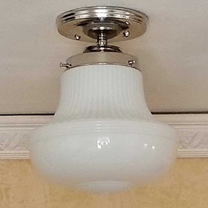 814b Antique/Vtg 30&#39;s 40&#39;s arT Deco Glass Ceiling Light Fixture Globe hall kitchen bath