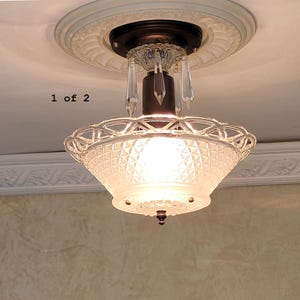 695c Antique Vintage 1940s 50&#39;s Victorian ceiling light fixture lamp glass chandelier bedroom hall kitchen entryway