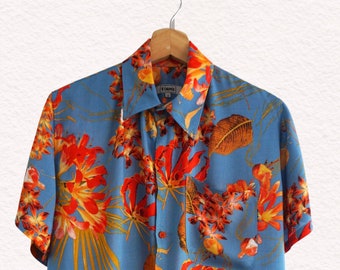 O'Carioca Fire Short Sleeve Button Up Shirt with a relaxed fit.