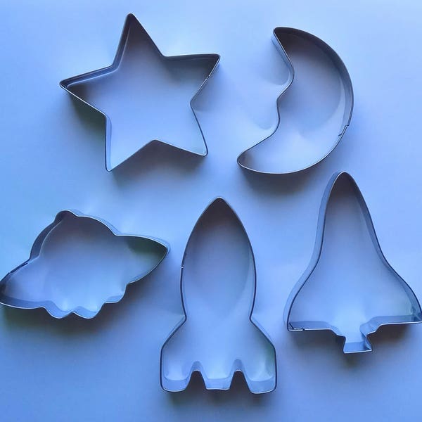Space Theme Cookie Cutter Rocket Shuttle Starship Moon Star Fondant Biscuit Baking mold Set