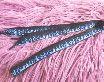 curly shoelaces 90s