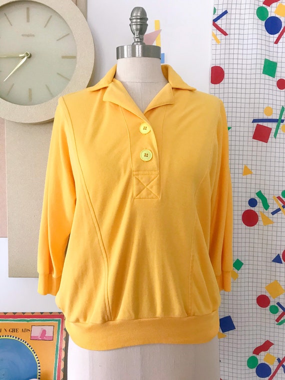 90s Vintage Yellow Quarter Length Sweater Button U