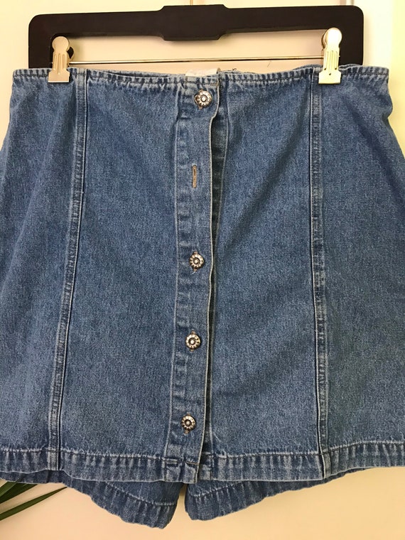 90s Denim High Waisted Button Up Skirt Shorts Sol… - image 2