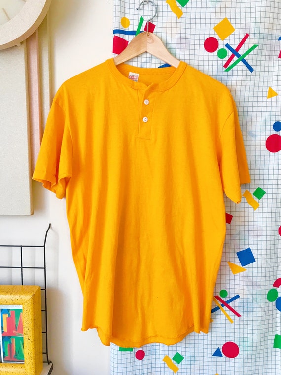 80s Basic Yellow Soffe Henley Baseball Raglan T-Sh