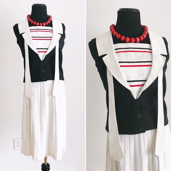 1960s Vintage Sailor Suit. Ladies sailor outfit. V