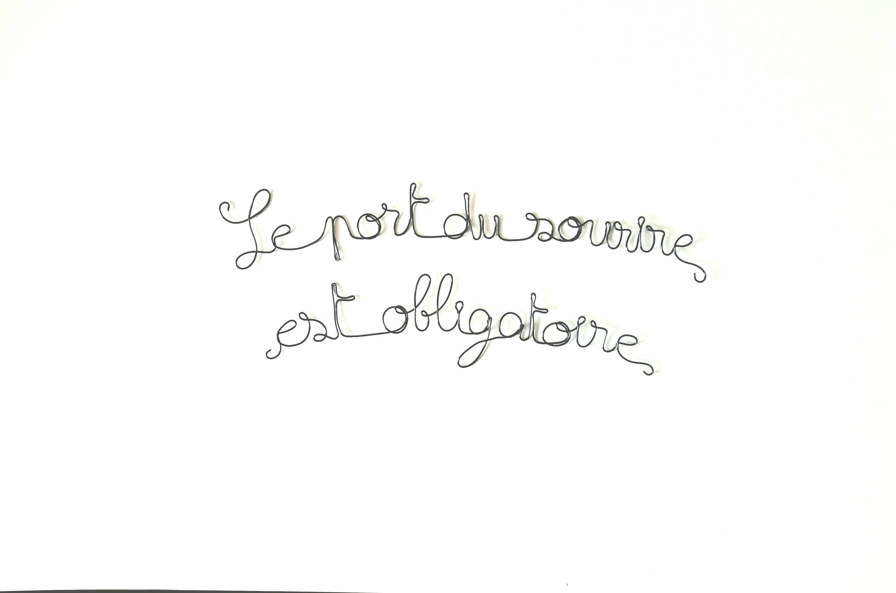 Le Port Du Sourire Est Obligatoire