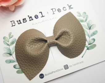 Items Similar To Black And Gold Zebra Bow Child S Hair Bow Hair
