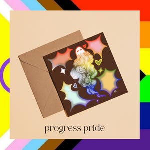 Puede incluir: Una tarjeta marrón con un diseño de fantasma arcoíris y el texto "progress pride" impreso en el frente. La tarjeta está rodeada por un sobre marrón.