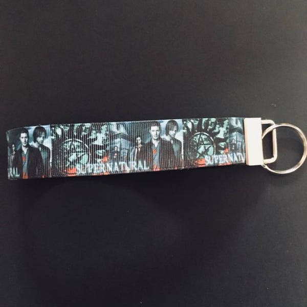 Supernatural key fob/key fob/supernatural/fangirl/keychain/winchester brothers/Sam winchester/SPN/Winchester/supernatural family/sam/dean