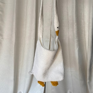 Silly Goose Bag Crochet Pattern