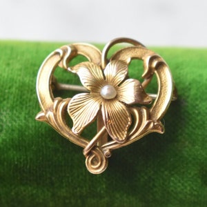 Antique Gold Filled Yellow Gold Pearl Floral Flower Heart Love Brooch Pin Pendant