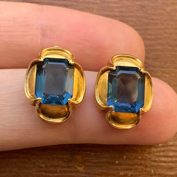 Vintage Gold Filled Blue Paste MMA Metropolitan Museum of Art Clip on Earrings