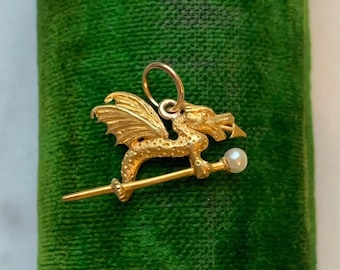 Antiguo 10K 14K 585 Oro amarillo Griffin Dragon Winged Pearl Stickpin Stick Pin Conversion Charm Pendant