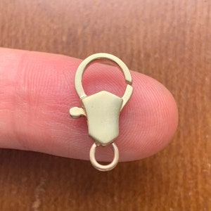 On Hold - not available Vintage 14K 585 Yellow Gold Clasp Charm Holder