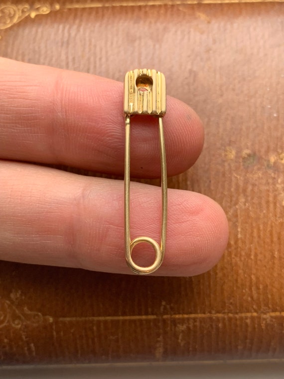 Vintage 14K 585 Yellow Gold Safety Pin Brooch - image 3