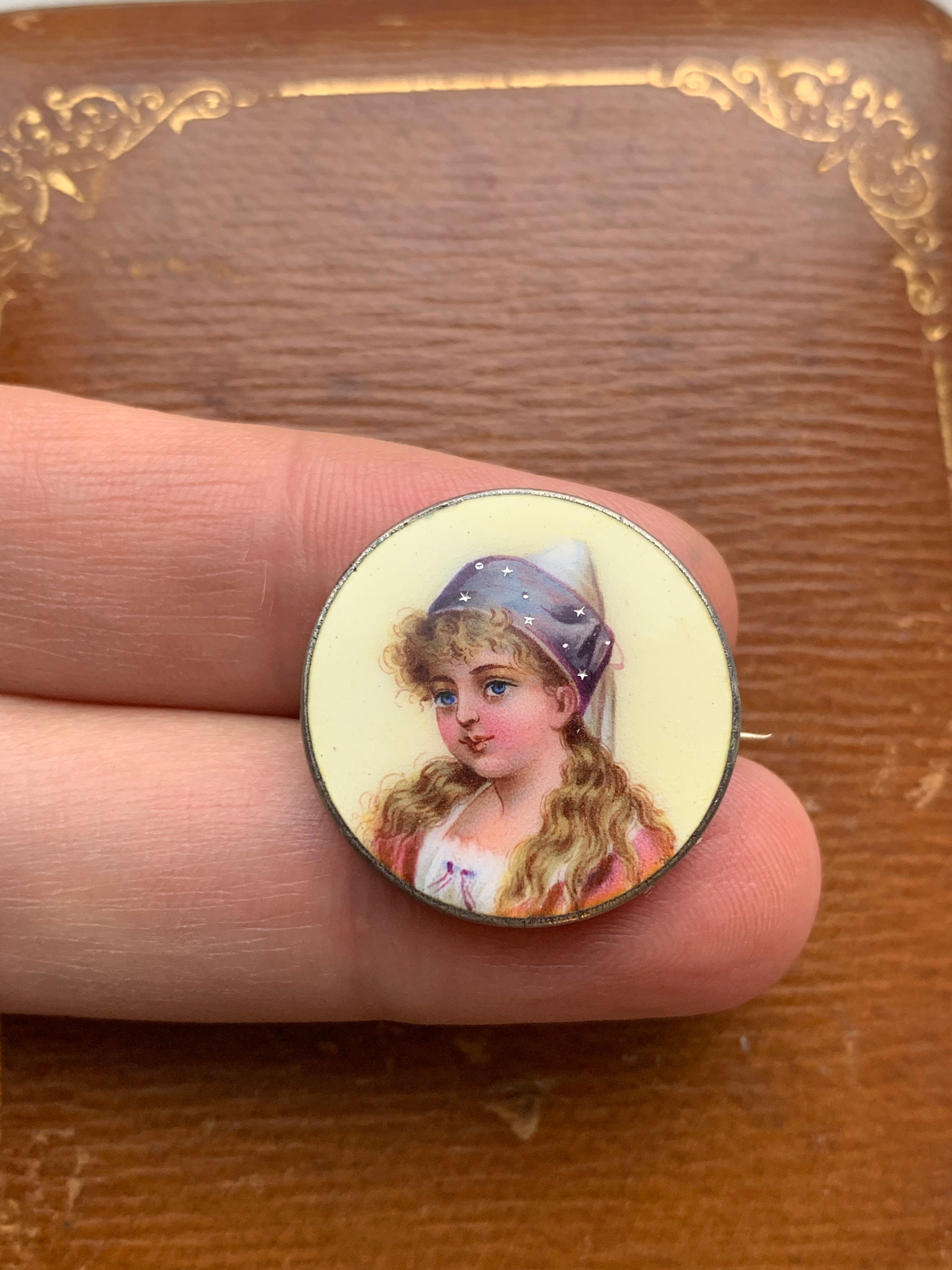Antique 800 Silver Enamel Lady Portrait Woman Hat Stars Brooch Pin