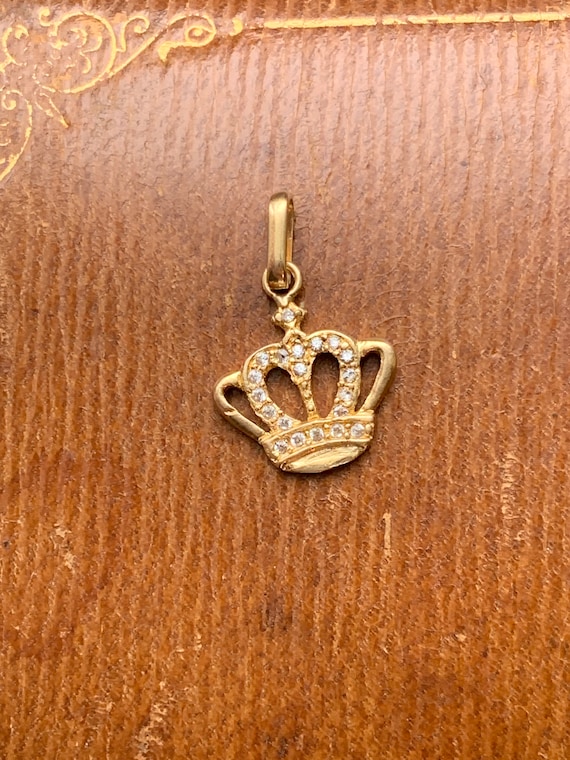 Vintage 18K 750 Yellow Gold Crown Queen King Char… - image 5