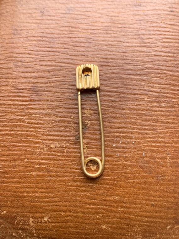 Vintage 14K 585 Yellow Gold Safety Pin Brooch - image 5