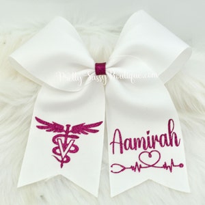 White Vet Graduation Bow - Personalized Graduation Vet Tech Bow - Big Graduation  Cap Topper 2024 Grad Cap Bow Veterinarian Custom Grad Bow