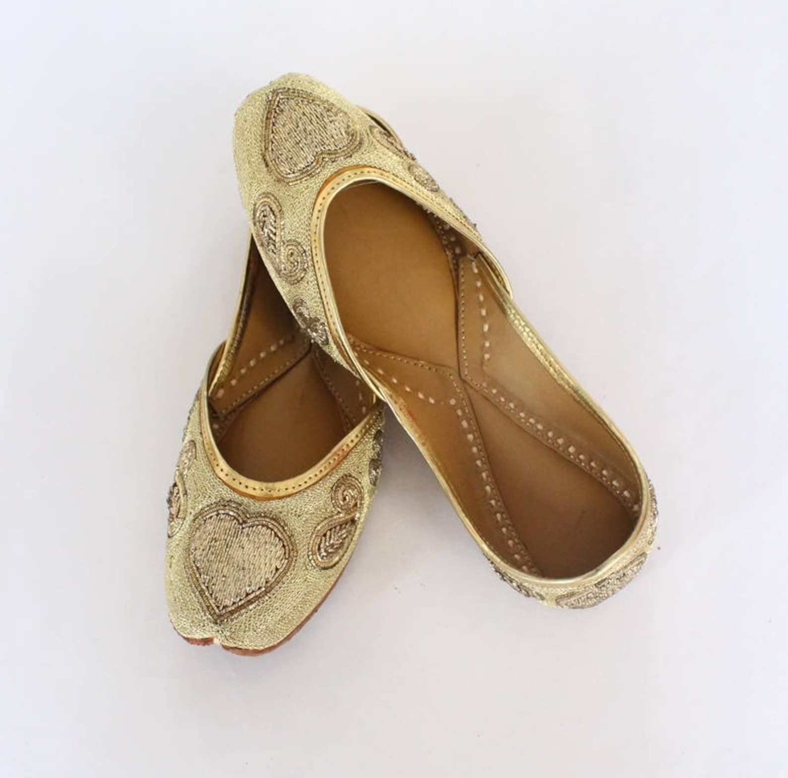 women gold shoes bridal wedding/indian gold jutti shoes/gold wedding flats/gold ballet flats/jasmine shoes/khussa shoes/rani sho