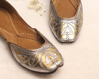 Handmade Leather Jutti Flats: Traditional Indian Shoes