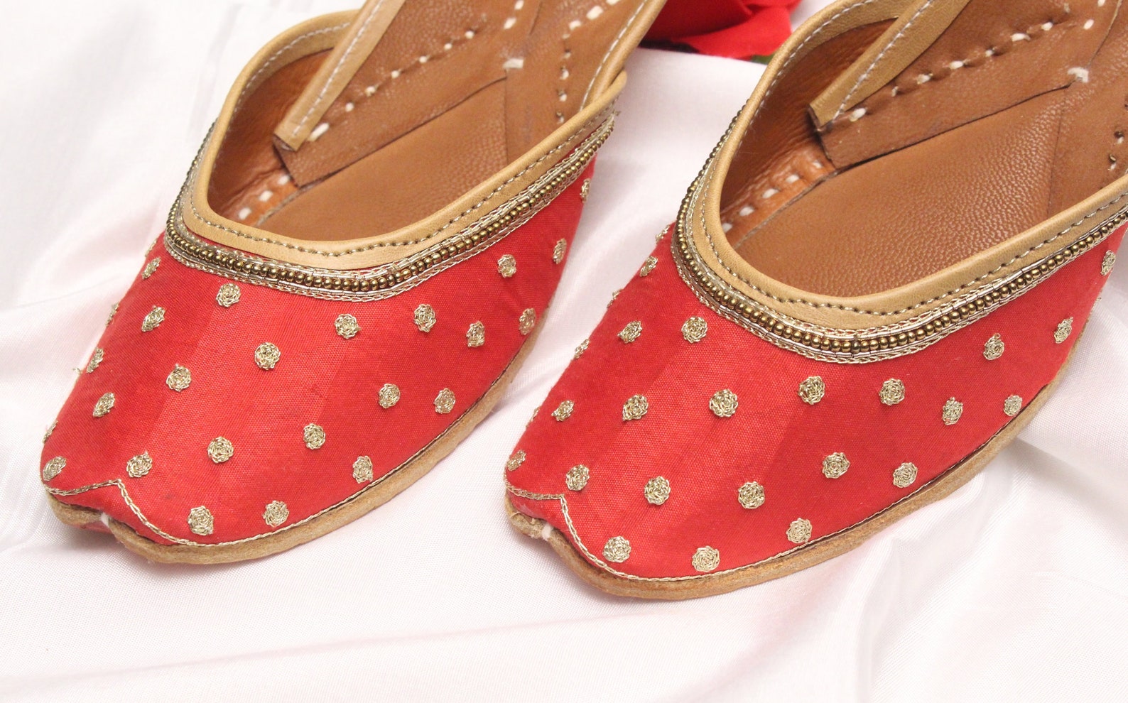 red gold shoes bridal wedding/women maroon red gold jutti shoes/indian wedding flats/ballet flats/khussa shoes/punjabi shoe us s