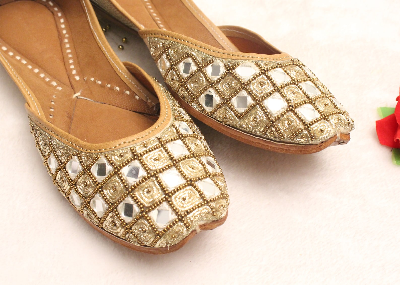 gold bridal wedding shoes us size 4.5 women lehnga indian jutti shoes/gold wedding flats/gold ballet flats/khussa shoes/punjabi