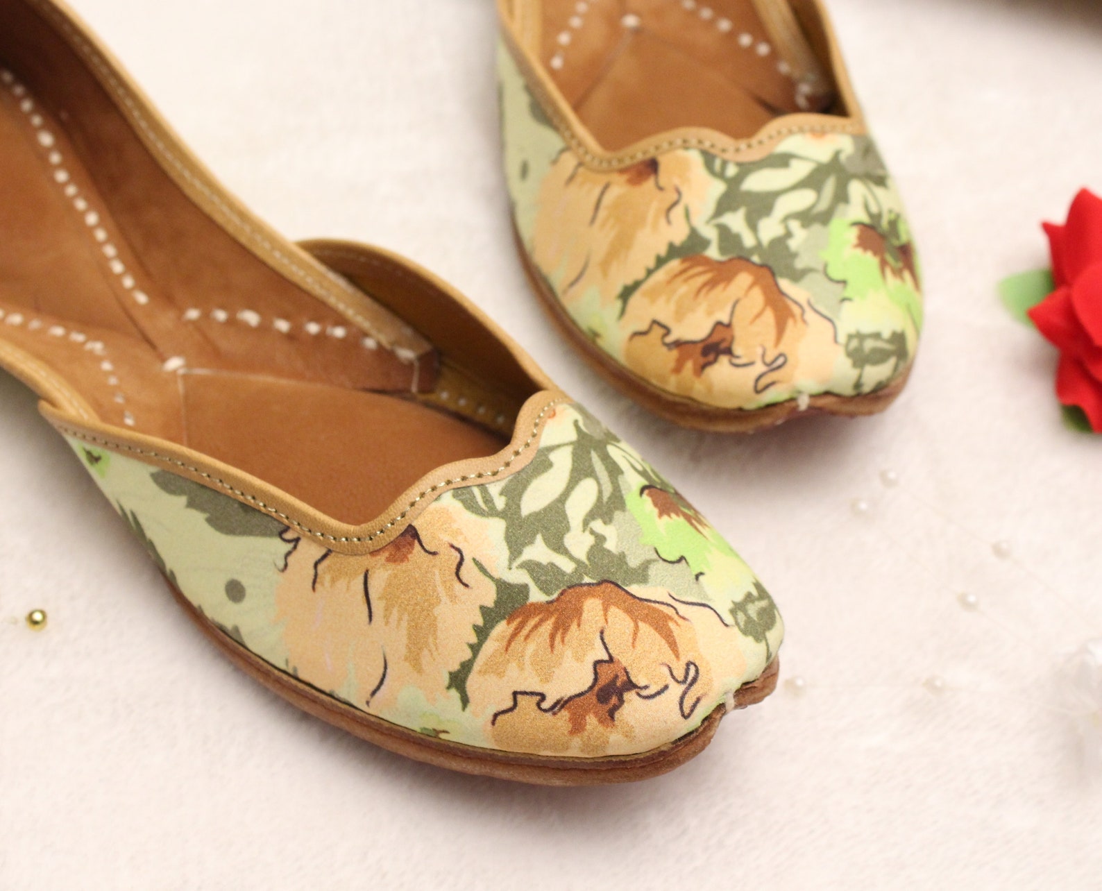 women shoes flats/india punjabi jutti/flower pastel green flat sandal shoes/bollywood indian leather shoes/ballet flats/khussa s