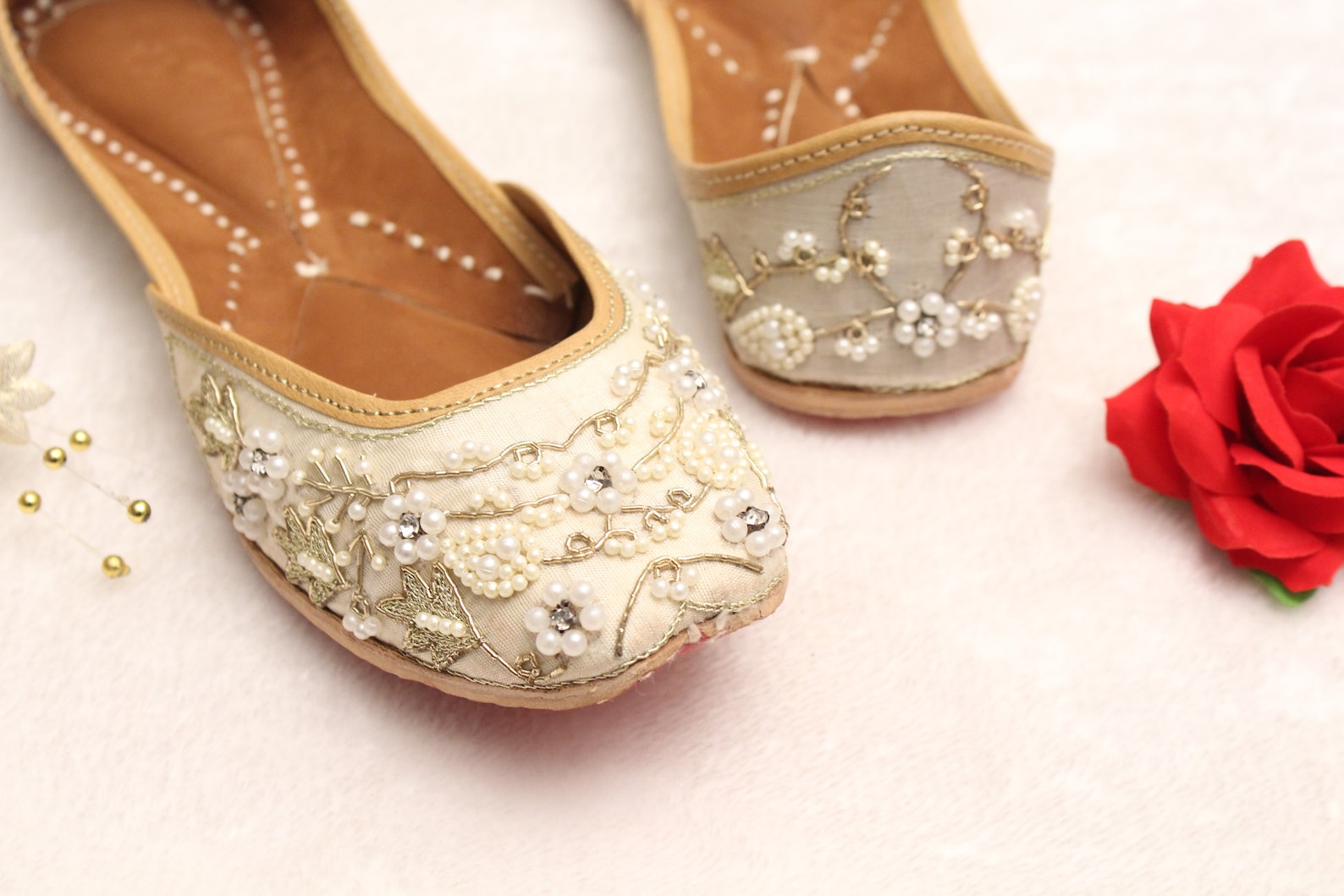 women bridal wedding shoes/indian gold white pearl shoes/gold wedding flats/gold ballet flats/jasmine khussa shoes/rani shoes us