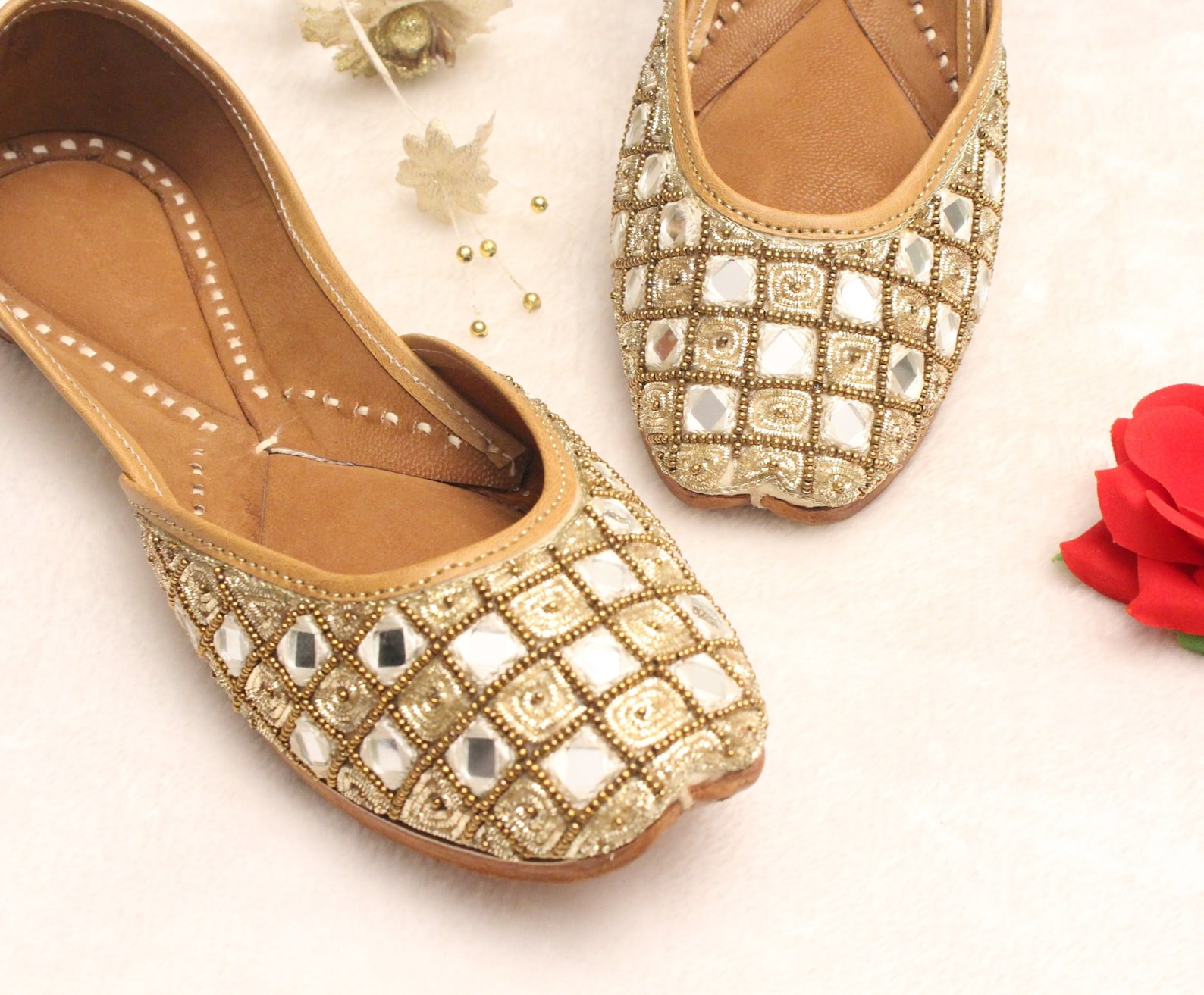 gold bridal wedding shoes us size 4.5 women lehnga indian jutti shoes/gold wedding flats/gold ballet flats/khussa shoes/punjabi