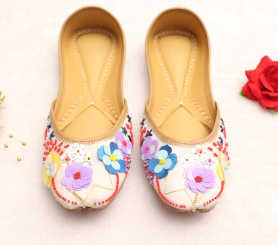 Women Shoes FlatsIndia Punjabi JuttiFlower Flat Sandal ShoesJasmine Indian Leather ShoesBallet FlatsKhussa ShoesUS Size 6,7,8.5,9 Women Shoes FlatsIndia Punjabi JuttiFlower Flat Sandal ShoesJasmine Indian Leather ShoesBallet FlatsKhussa ShoesUS Size 6,7,8.5,9