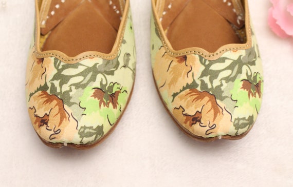 Women Shoes FlatsIndia Punjabi JuttiFlower Pastel Green Flat Sandal ShoesBollywood Indian Leather ShoesBallet FlatsKhussa Shoes Women Shoes FlatsIndia Punjabi JuttiFlower Pastel Green Flat Sandal ShoesBollywood Indian Leather ShoesBallet FlatsKhussa Shoes
