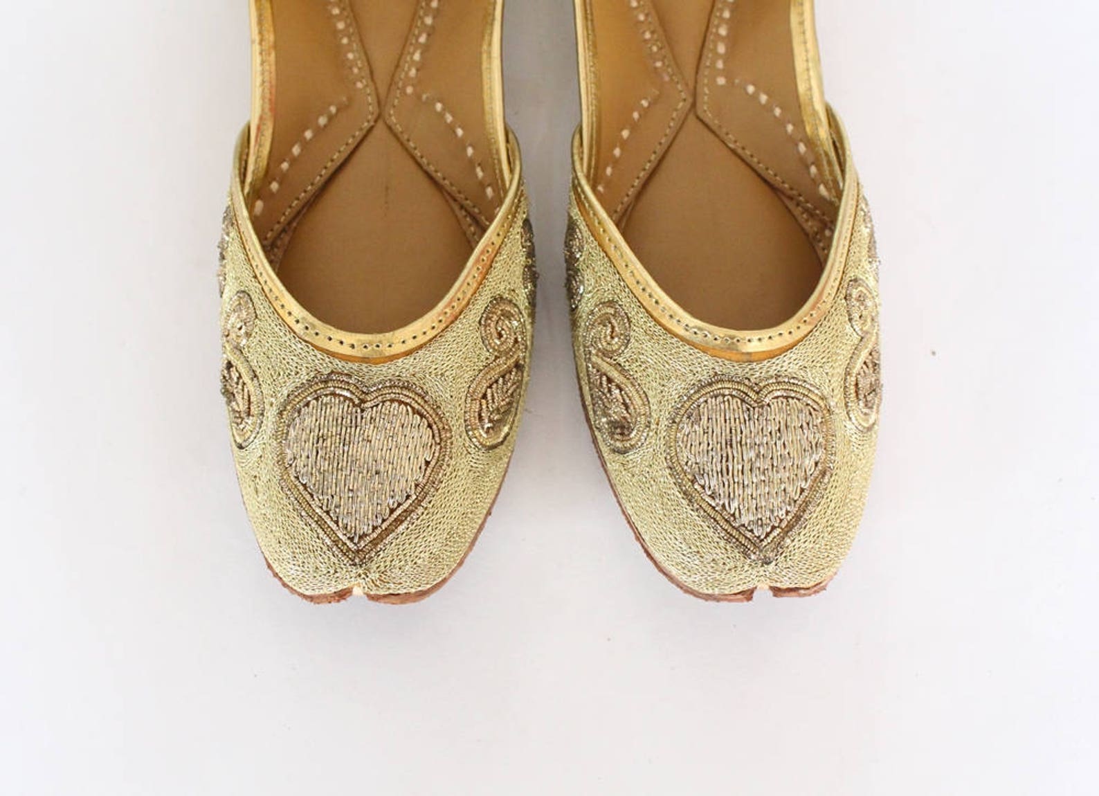 women gold shoes bridal wedding/indian gold jutti shoes/gold wedding flats/gold ballet flats/jasmine shoes/khussa shoes/rani sho