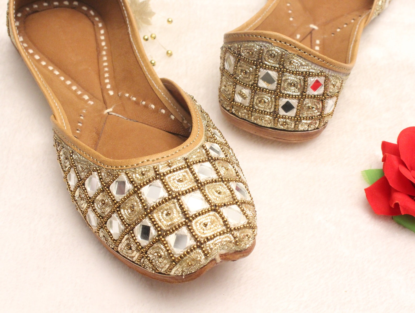 gold bridal wedding shoes us size 4.5 women lehnga indian jutti shoes/gold wedding flats/gold ballet flats/khussa shoes/punjabi