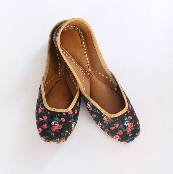 Women Shoes/Punjabi Jutti/Floral Flat 
