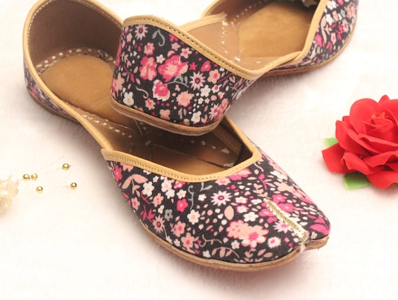 Buy US Size 7 , 8.5 , 9 Women Shoes Flats/punjabi Jutti/floral