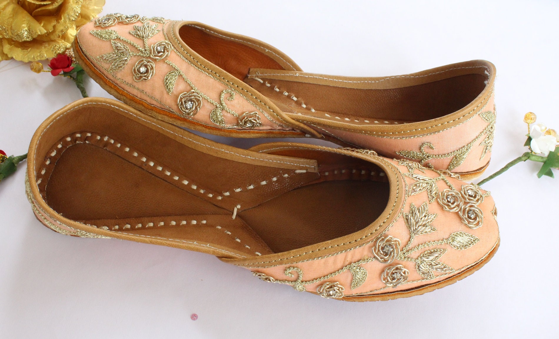 Indian Bridal Wedding Shoes/bollywood Women Peach Lehnga Gold - Etsy UK